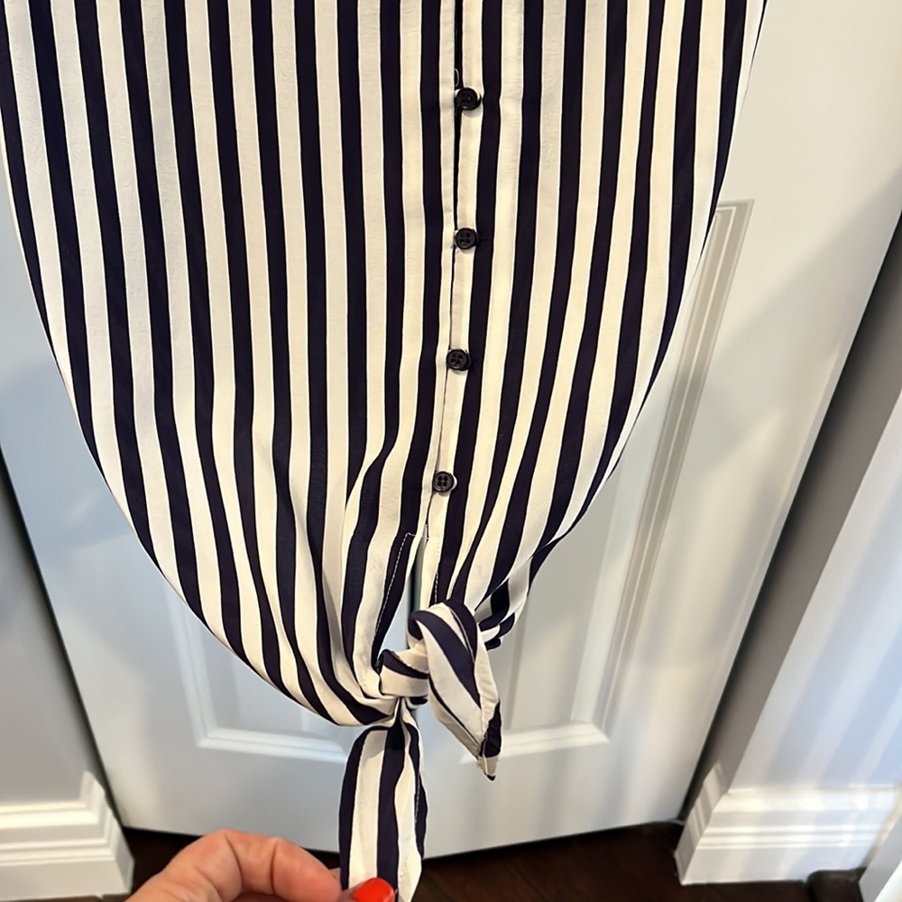 Joie silk tank button down with tie - Picture 4 of 6